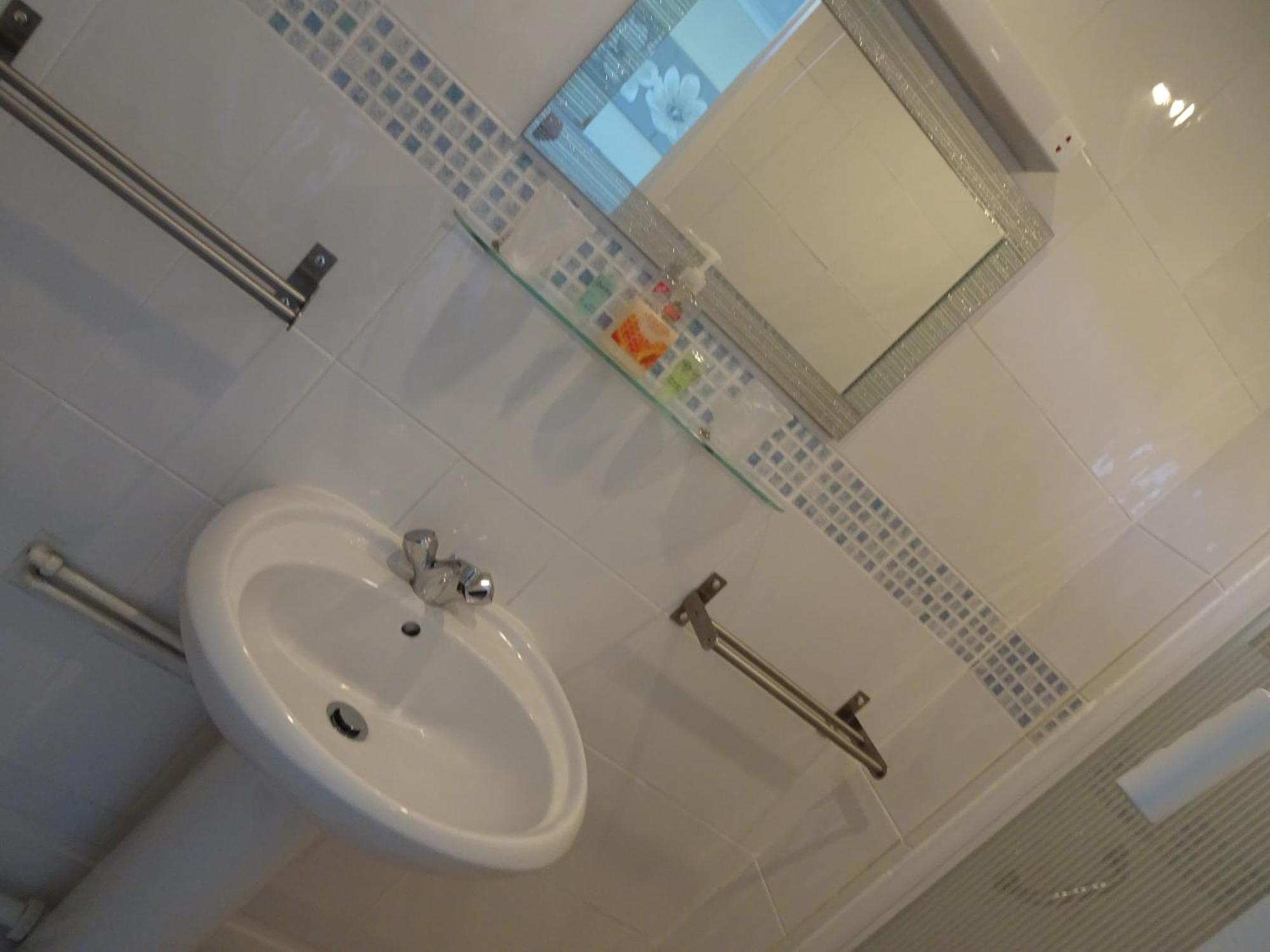 The Heidi Bed & Breakfast Southport Bilik gambar